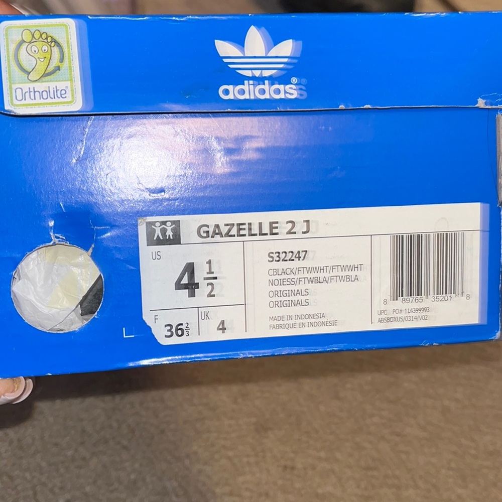Old black adidas